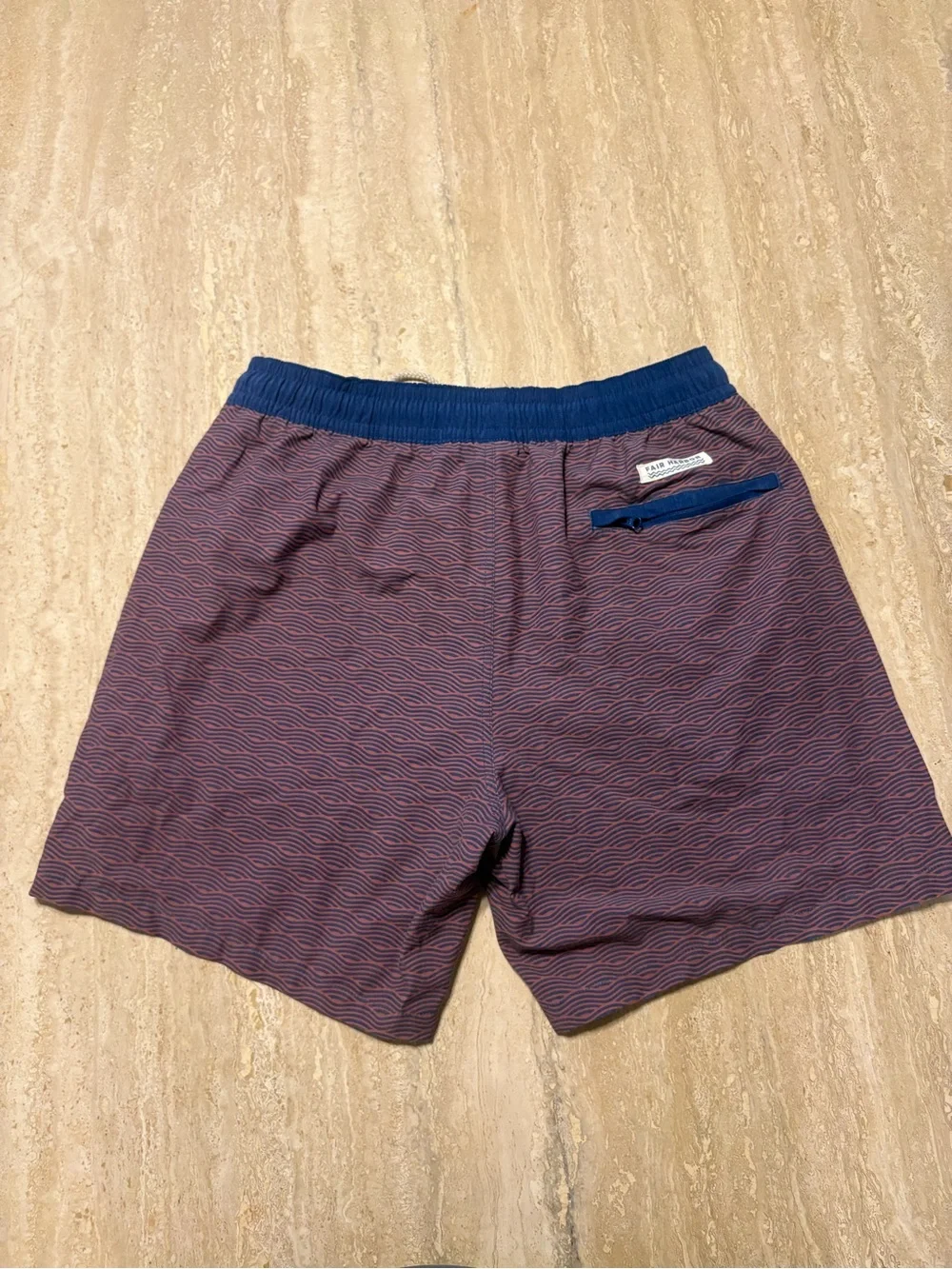 Fair Harbor The Anchor Swim Trunks Mens XL Red Blue Wave Print BreezeKnit Liner